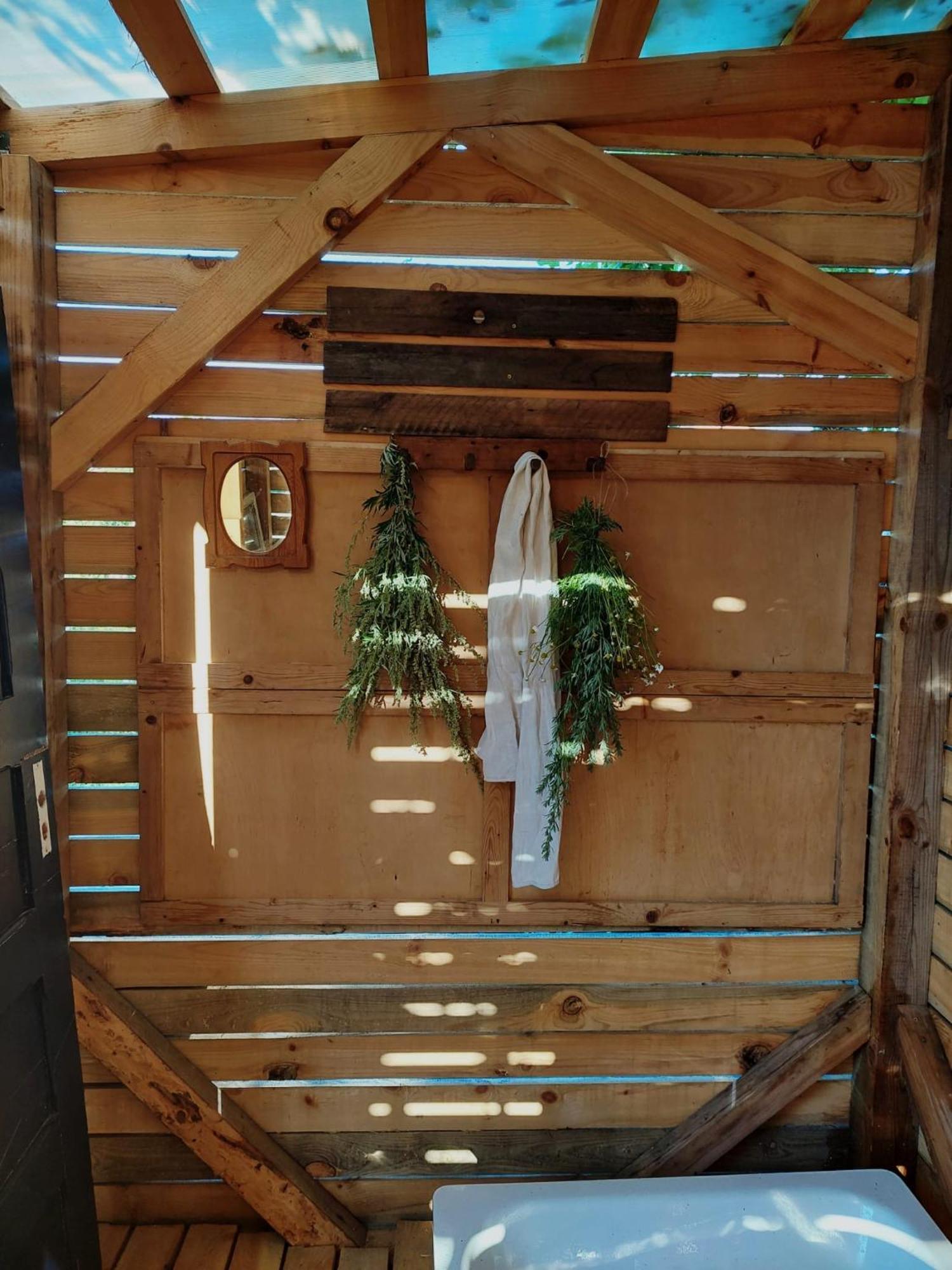 Glamping Belltent In * Салацгрива